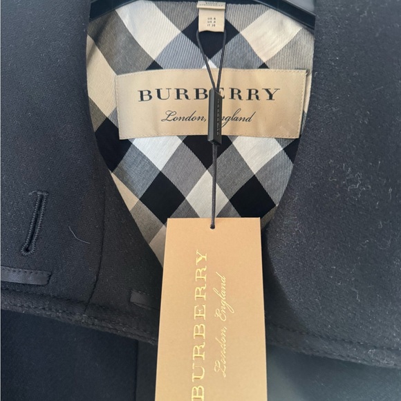NWT Burberry Gibbsmoore funnel collar trench coat Size 4 run small. - Picture 9 of 14